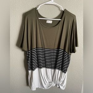 Knotted hem color block tee